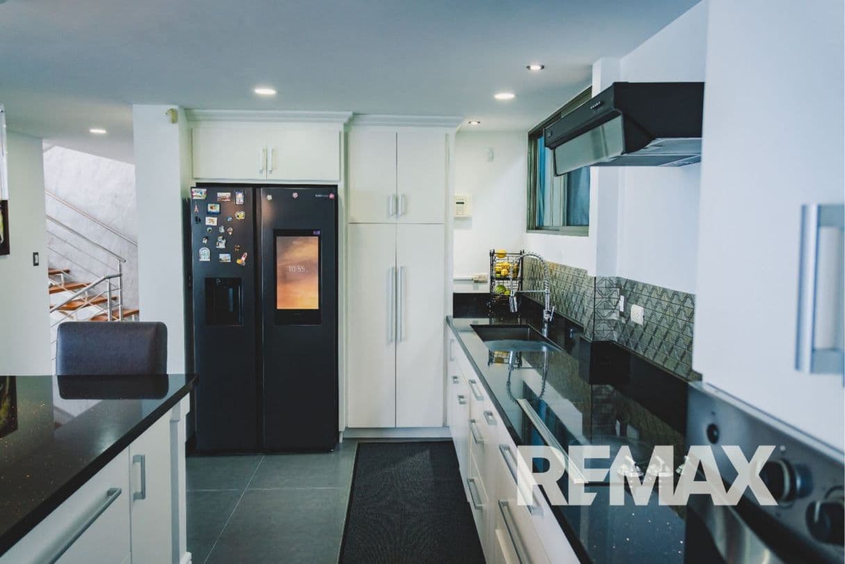 Ultra-modern Mansion for sale near La Fortuna in Ciudad Quesada, 4 Levels, Elevator, Indoor Pool and Jacuzzi w Volcano Views, photo 14
