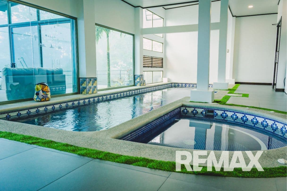 Ultra-modern Mansion for sale near La Fortuna in Ciudad Quesada, 4 Levels, Elevator, Indoor Pool and Jacuzzi w Volcano Views, photo 4