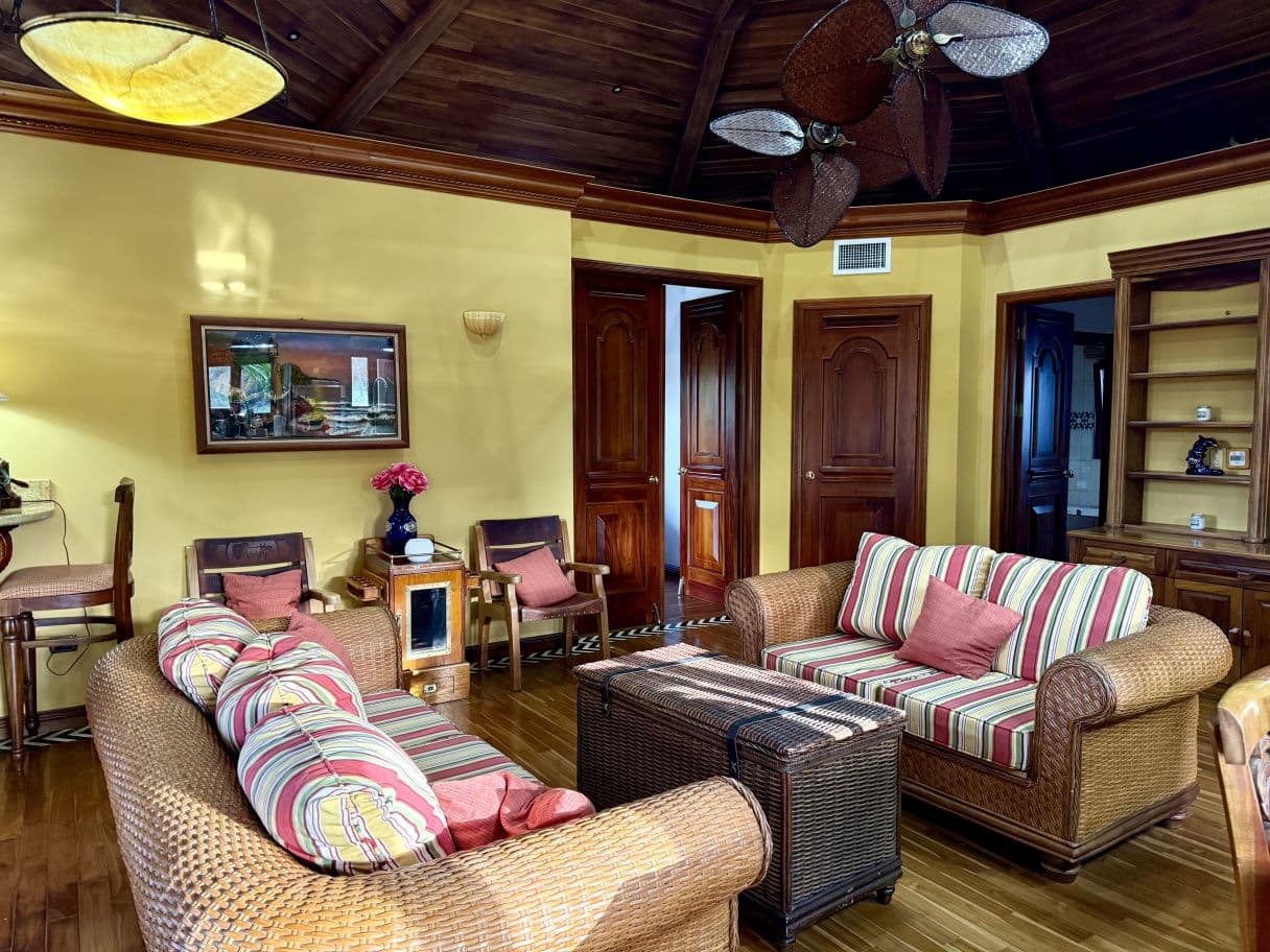 Luxury Lakefront Villa at Lake Arenal, photo 5