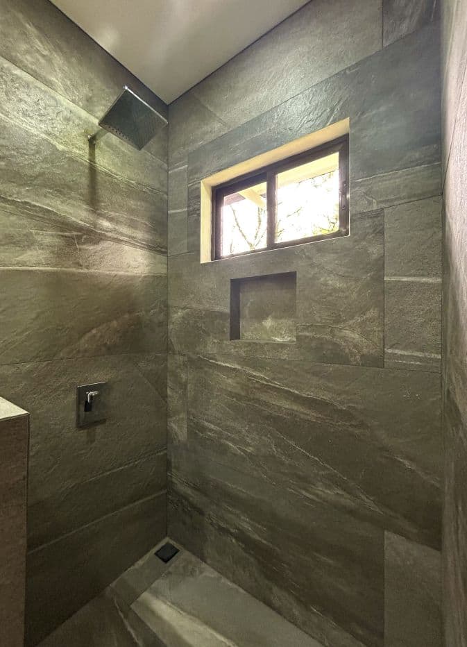 Modern Comfort Meets Small Town Charm- 2 Bedroom Renovated Home in Lake Arenal - SELLER FINANCING!, photo 11