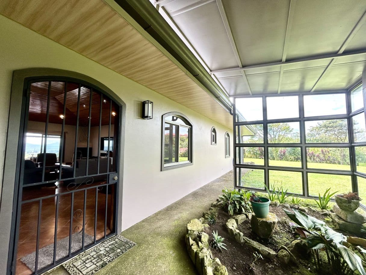 Luxury 10-Acre Estate in Gated Community  - Panoramic Lake Arenal & Volcano Views, photo 25