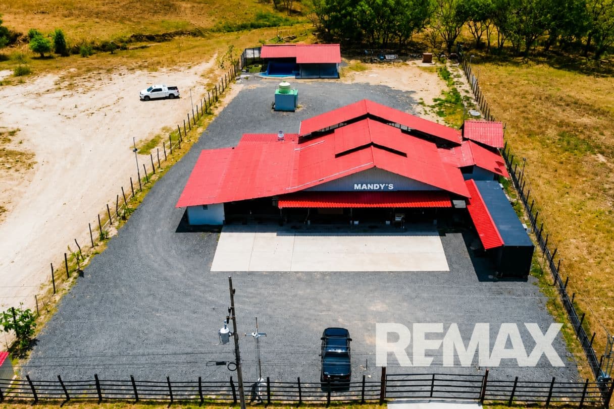 Investment Opportunity: Operating Restaurant in Cañas, Guanacaste, Costa Rica, photo 2