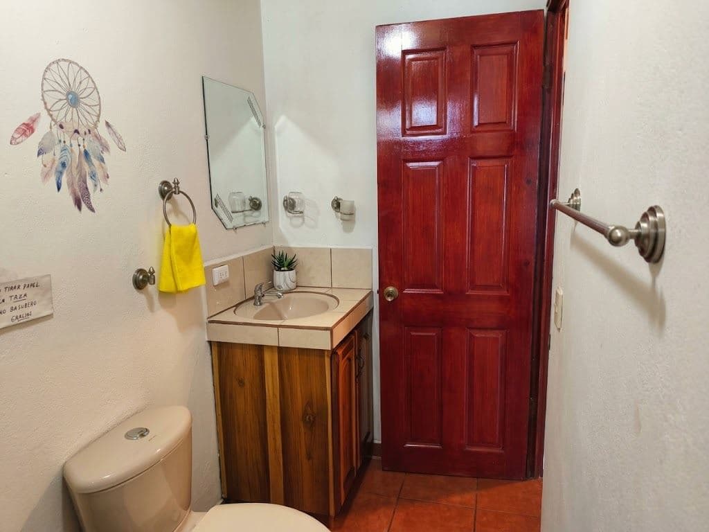 PRICE DROPPED $149K to $135K Tropical 3 bedroom 2 bathroom Private Oasis Near La Fortuna, photo 10