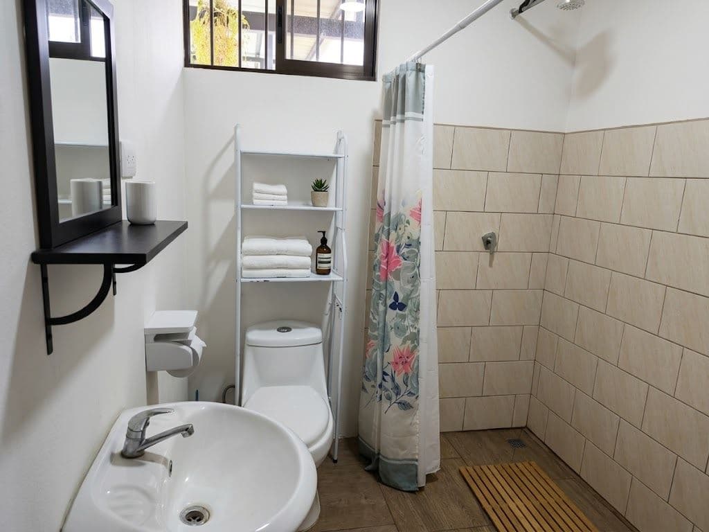 Group Vacation Rental w Private Pool, Just 10 Minutes from La Fortuna, photo 9