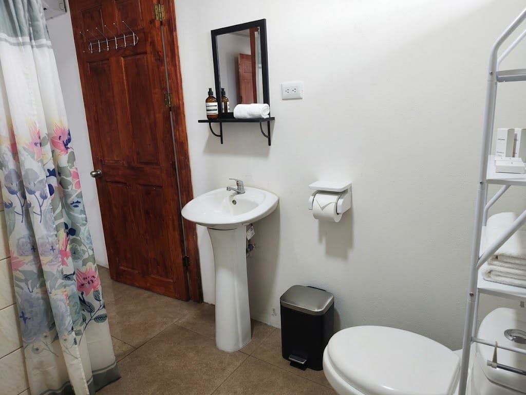 Group Vacation Rental w Private Pool, Just 10 Minutes from La Fortuna, photo 10