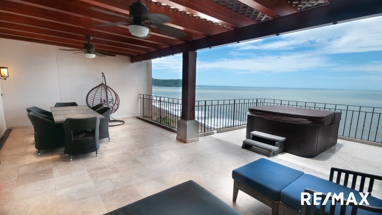 Croc’s Casino Luxury Penthouse, photo 5