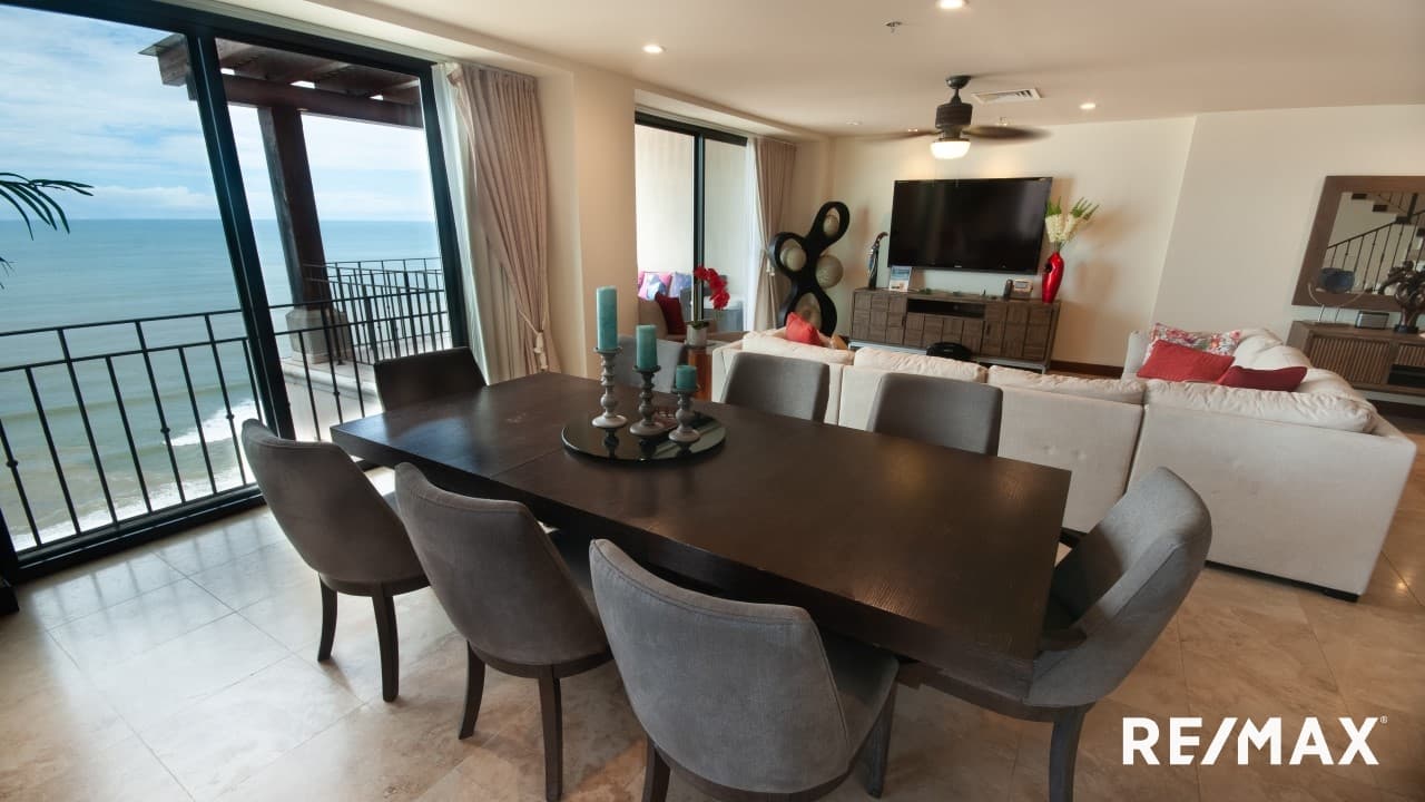 Croc’s Casino Luxury Penthouse, photo 9