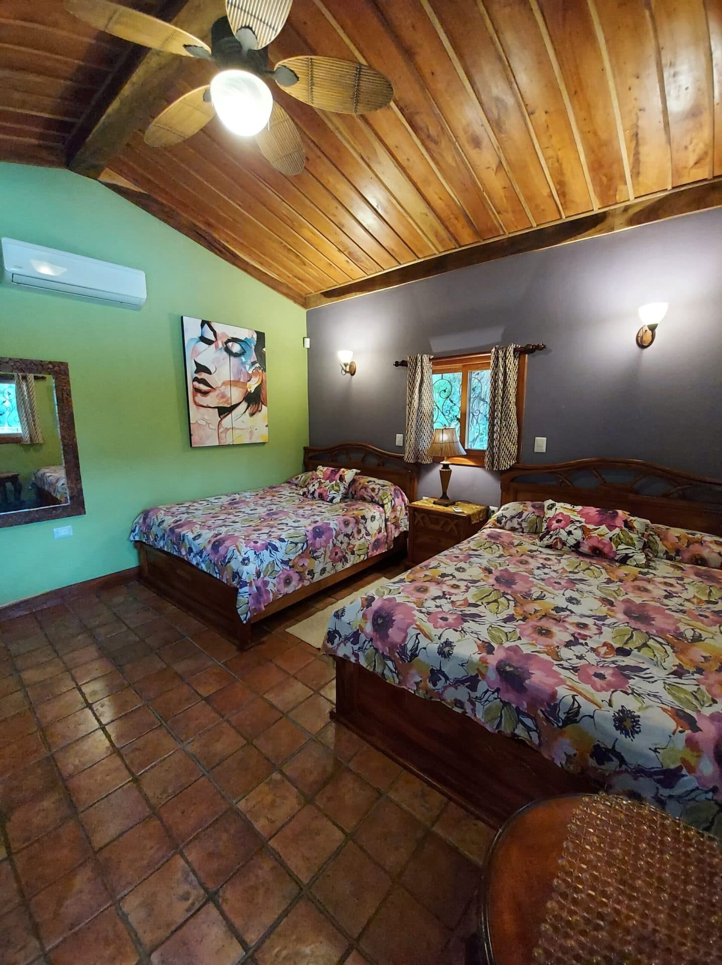 Secluded Mountain View Home, photo 6