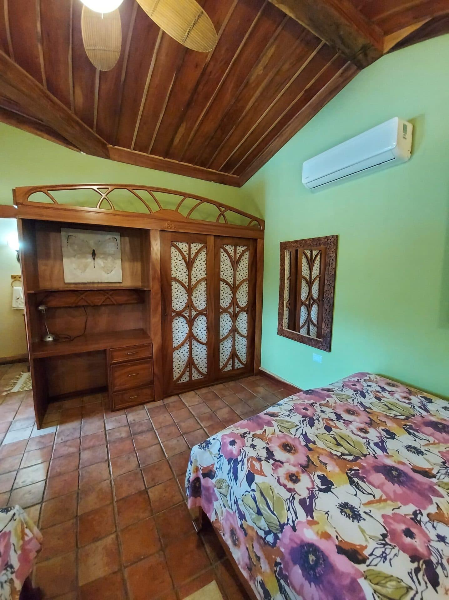 Secluded Mountain View Home, photo 7