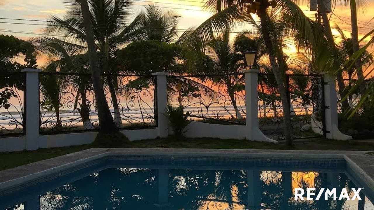 Jaco Oceanfront Hotel
