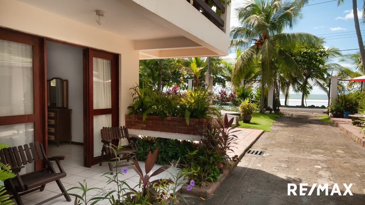 Jaco Oceanfront Hotel, photo 8