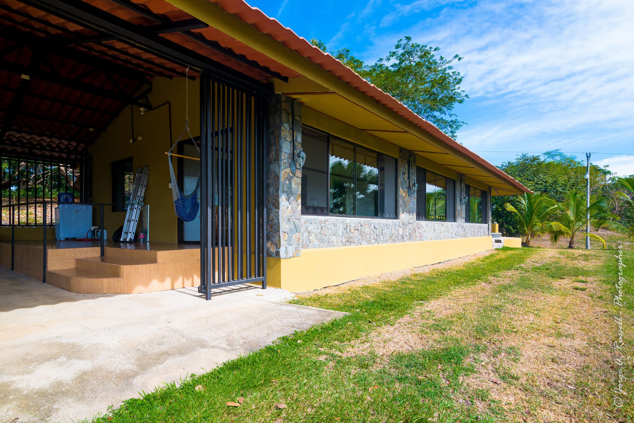 House With Pool On 0.75 Acre Close To The Beach, photo 9
