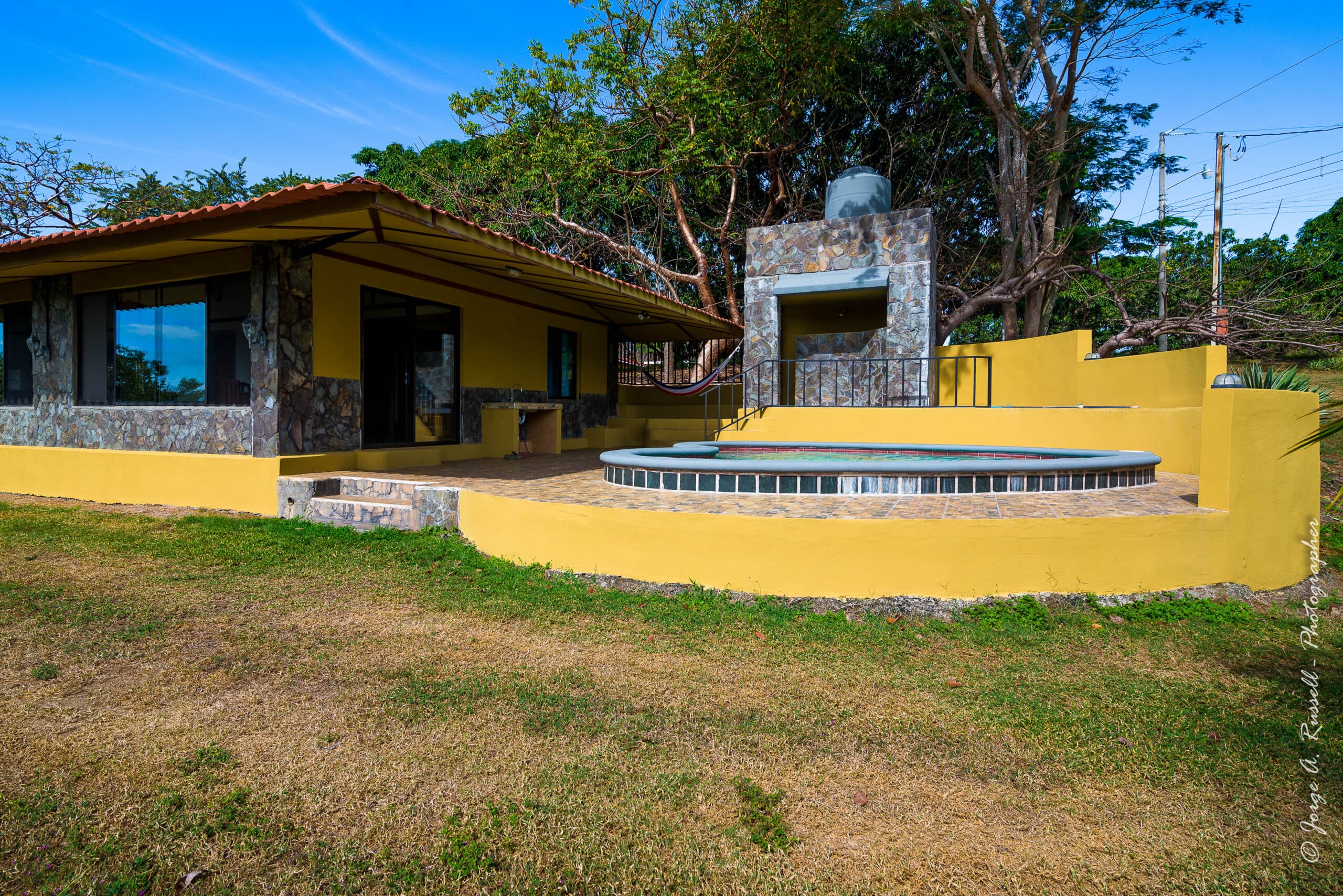 House With Pool On 0.75 Acre Close To The Beach, photo 11
