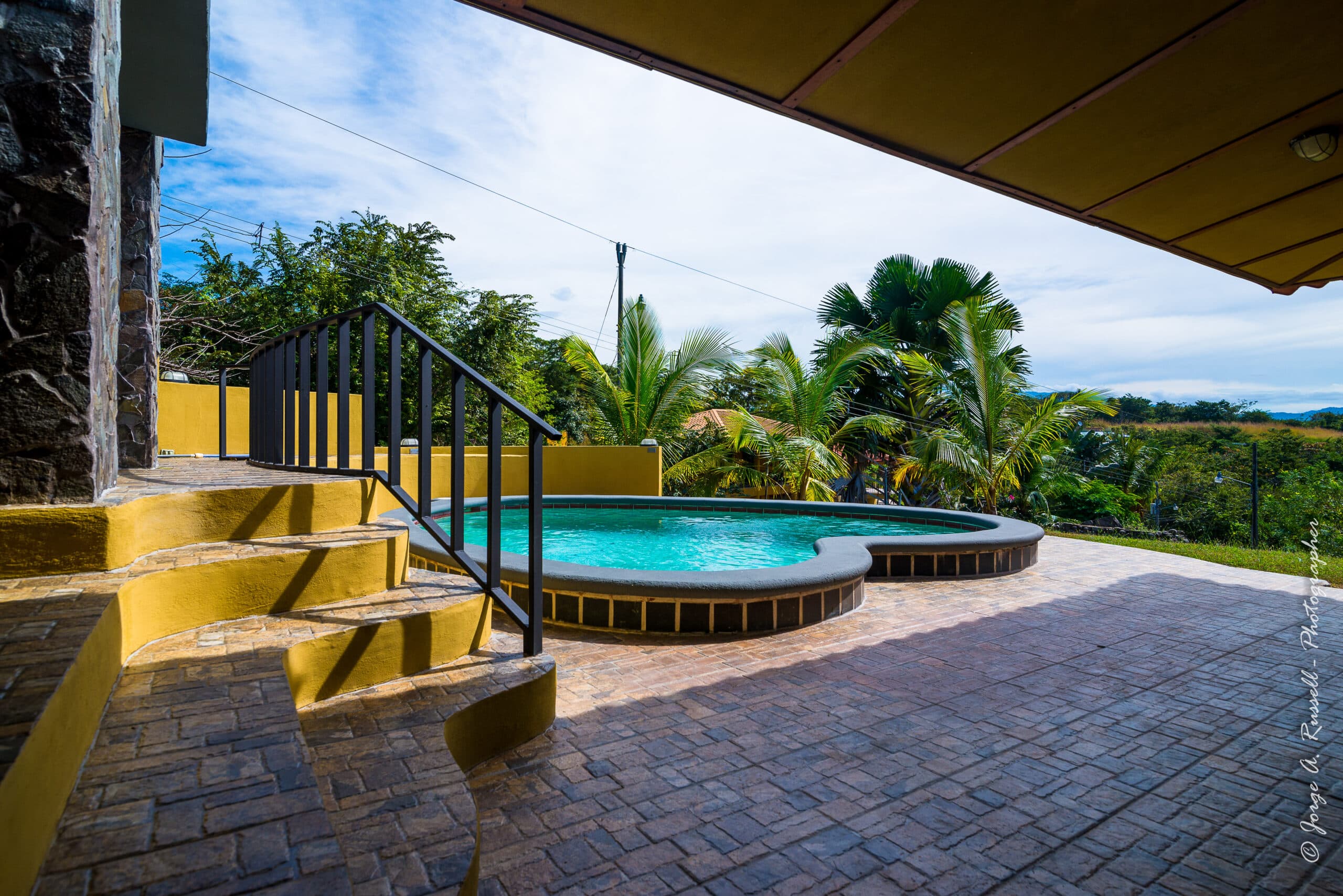 House With Pool On 0.75 Acre Close To The Beach, photo 12