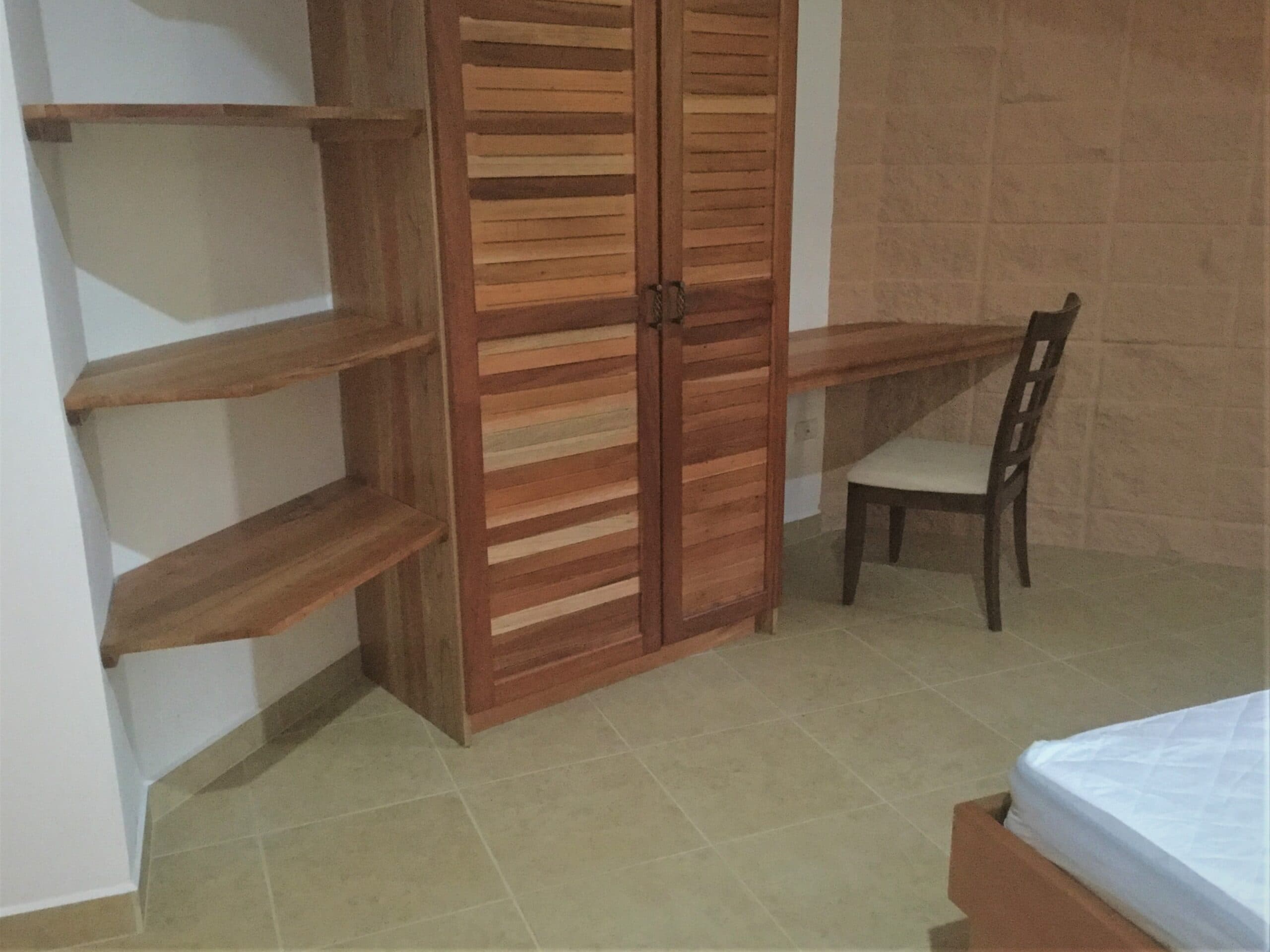 Jaco Beach Building For Sale with Penthouse and 6 Apartments, photo 6