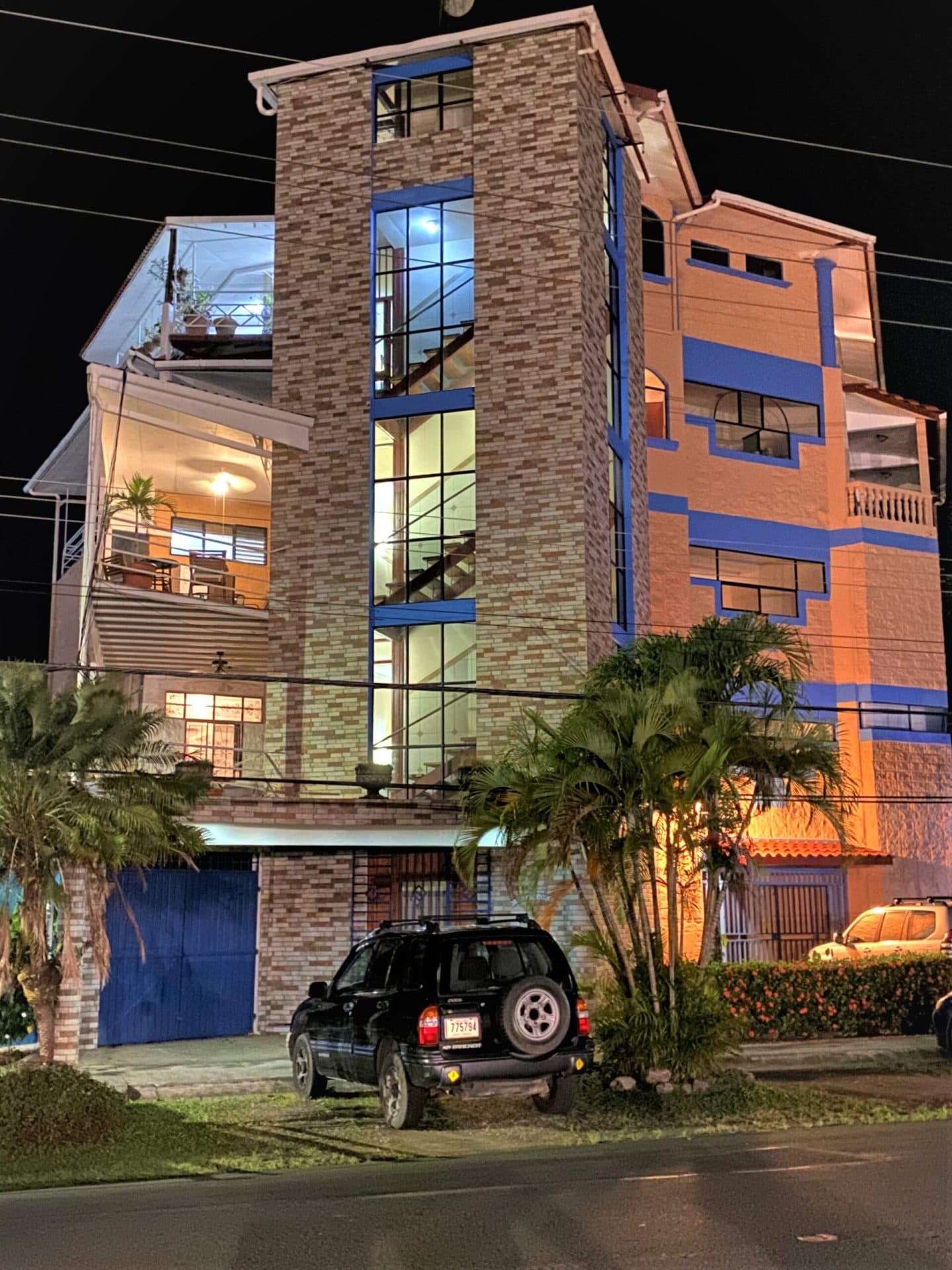 Jaco Beach Building For Sale with Penthouse and 6 Apartments, photo 9