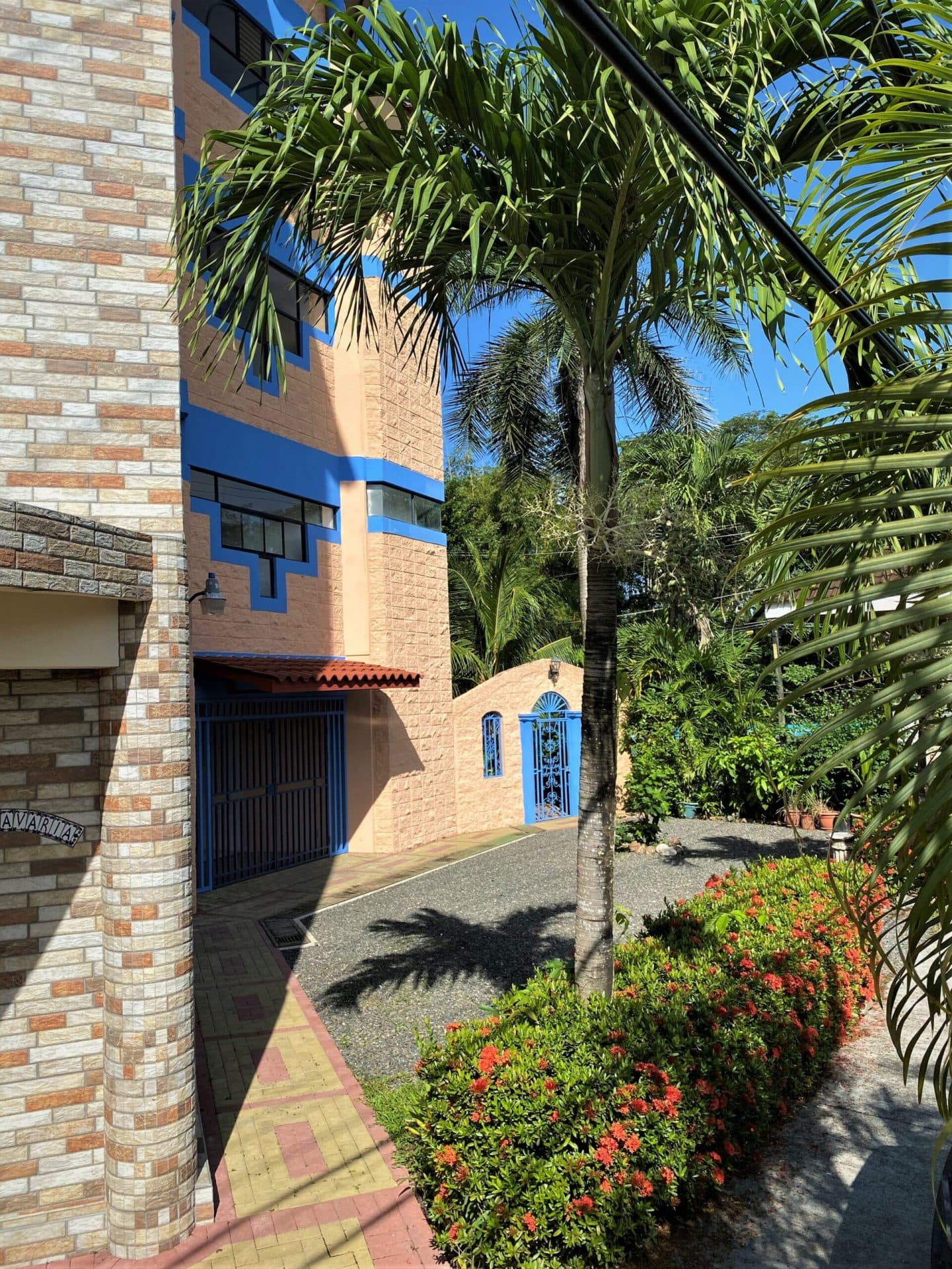 Jaco Beach Building For Sale with Penthouse and 6 Apartments, photo 11