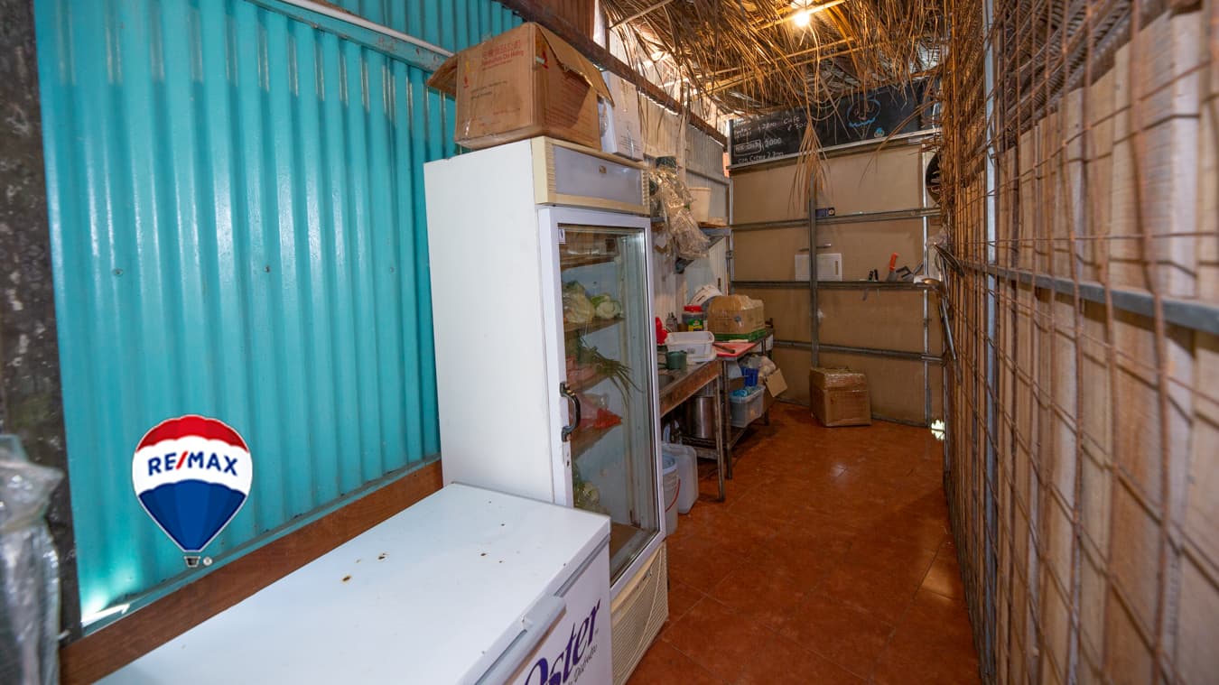 Prime location | Business Opportunity | Titled 200m from the beach, photo 15