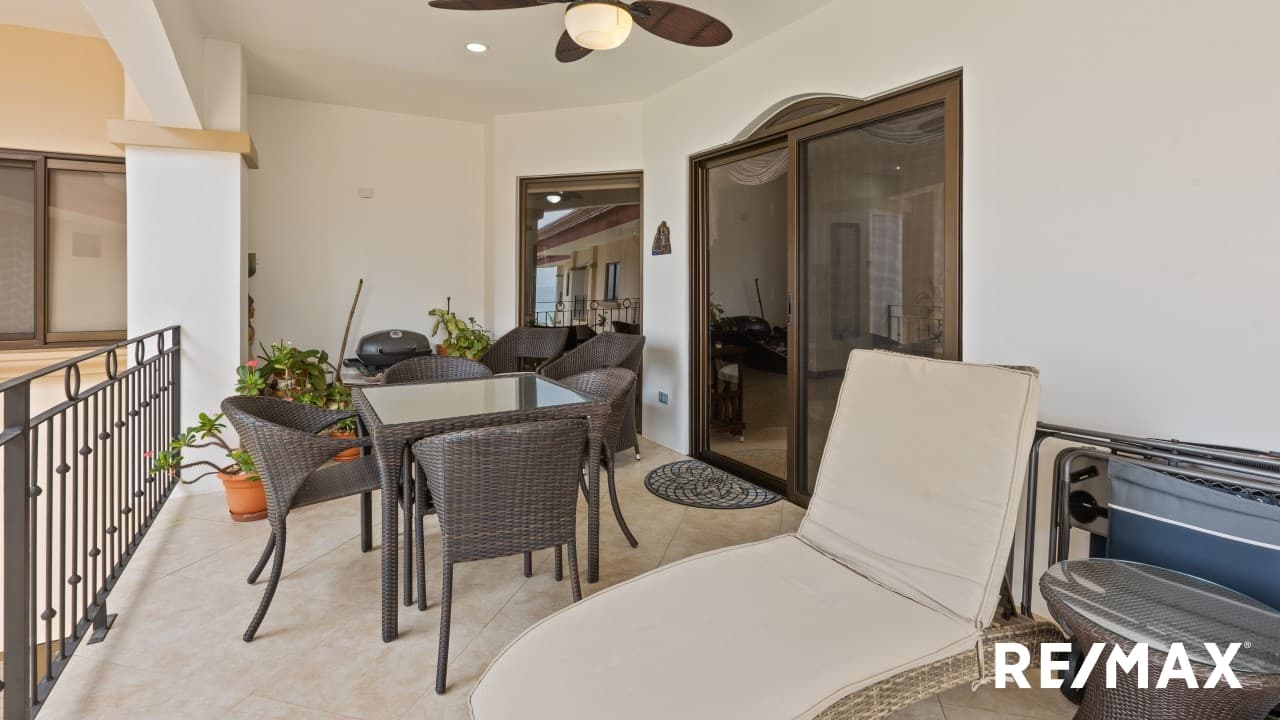 Tres Regalos 2-bedroom Oceanfront Condo, photo 25