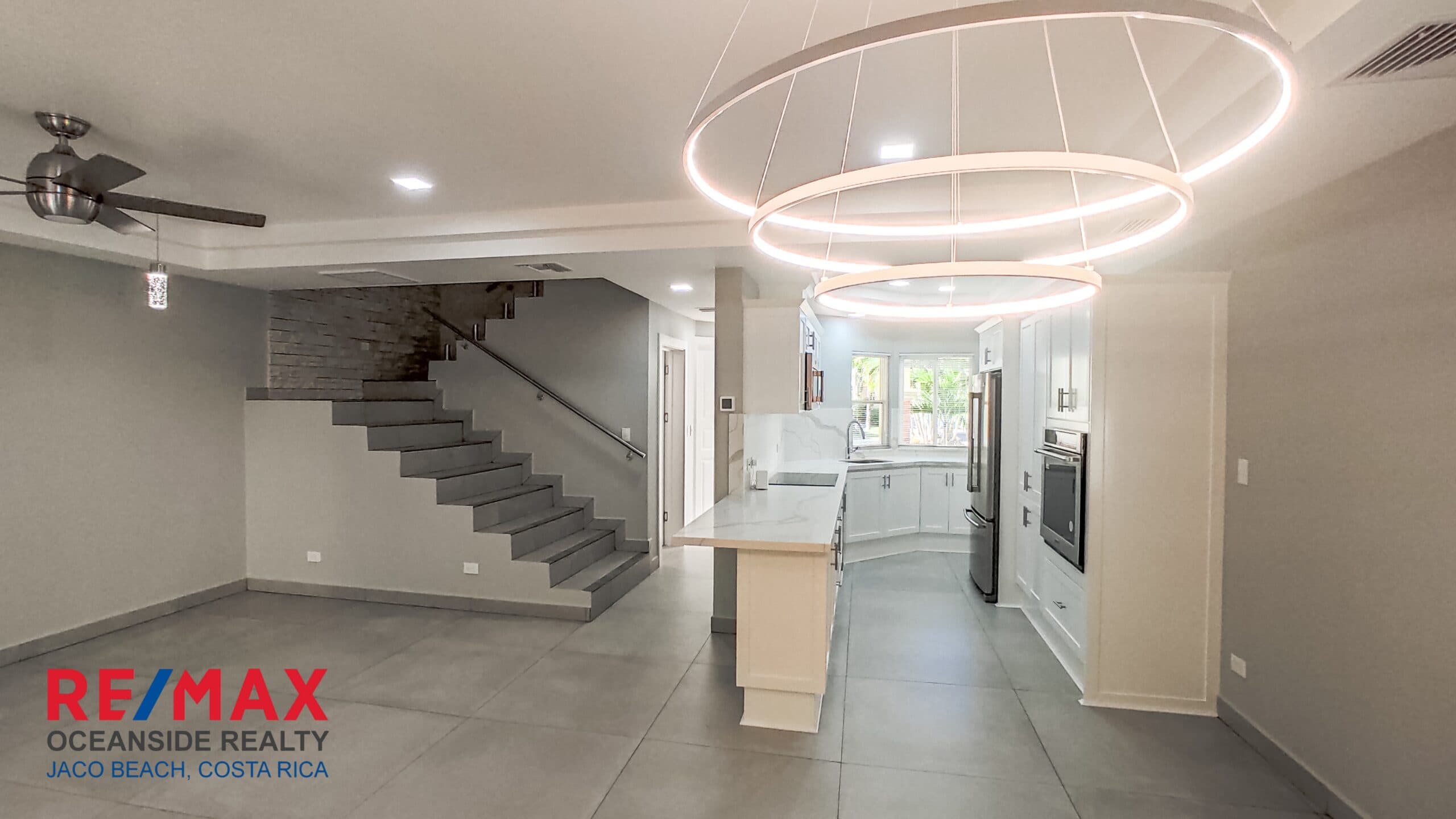 REMODELED TOWNHOUSE I LAS NUBES COMMUNITY I GREAT LOCATION, photo 6