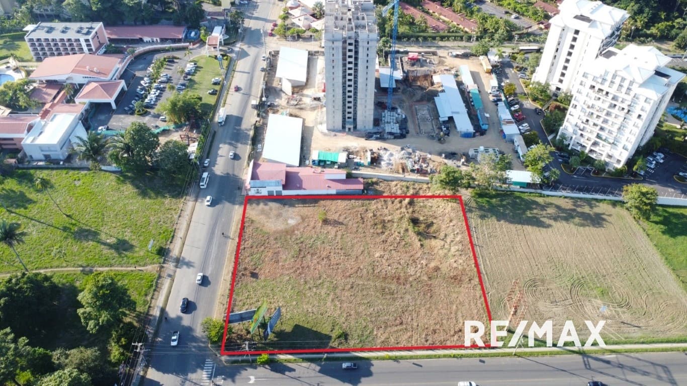 Lot One block to the beach | Mixed zoning | Jaco Beach, photo 16