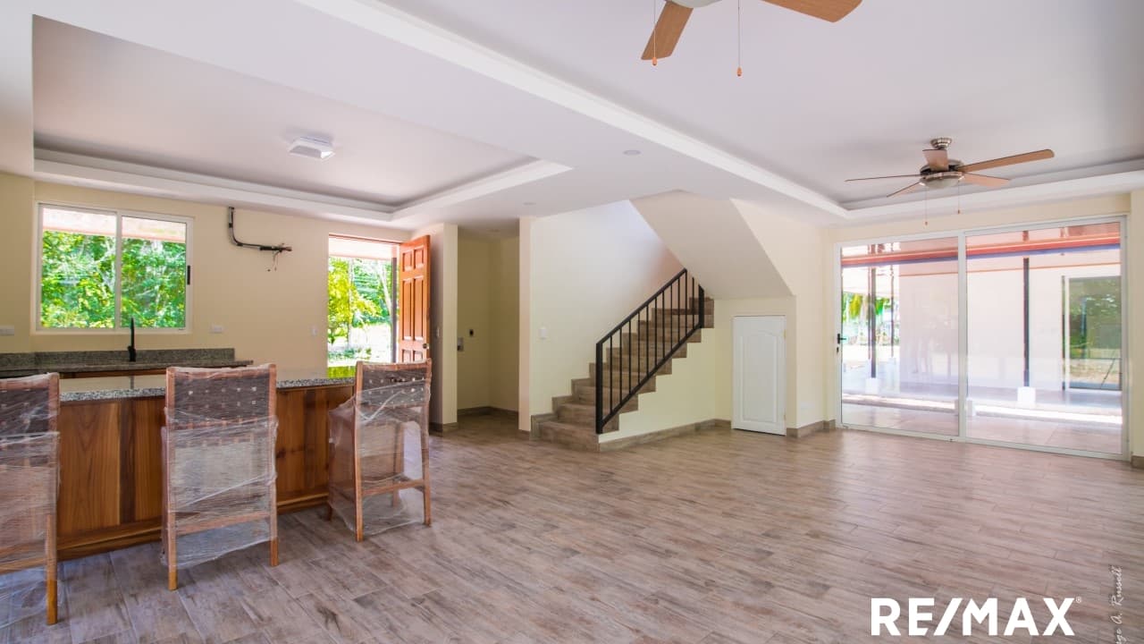 Spacious New Build on Expansive Lot, photo 14