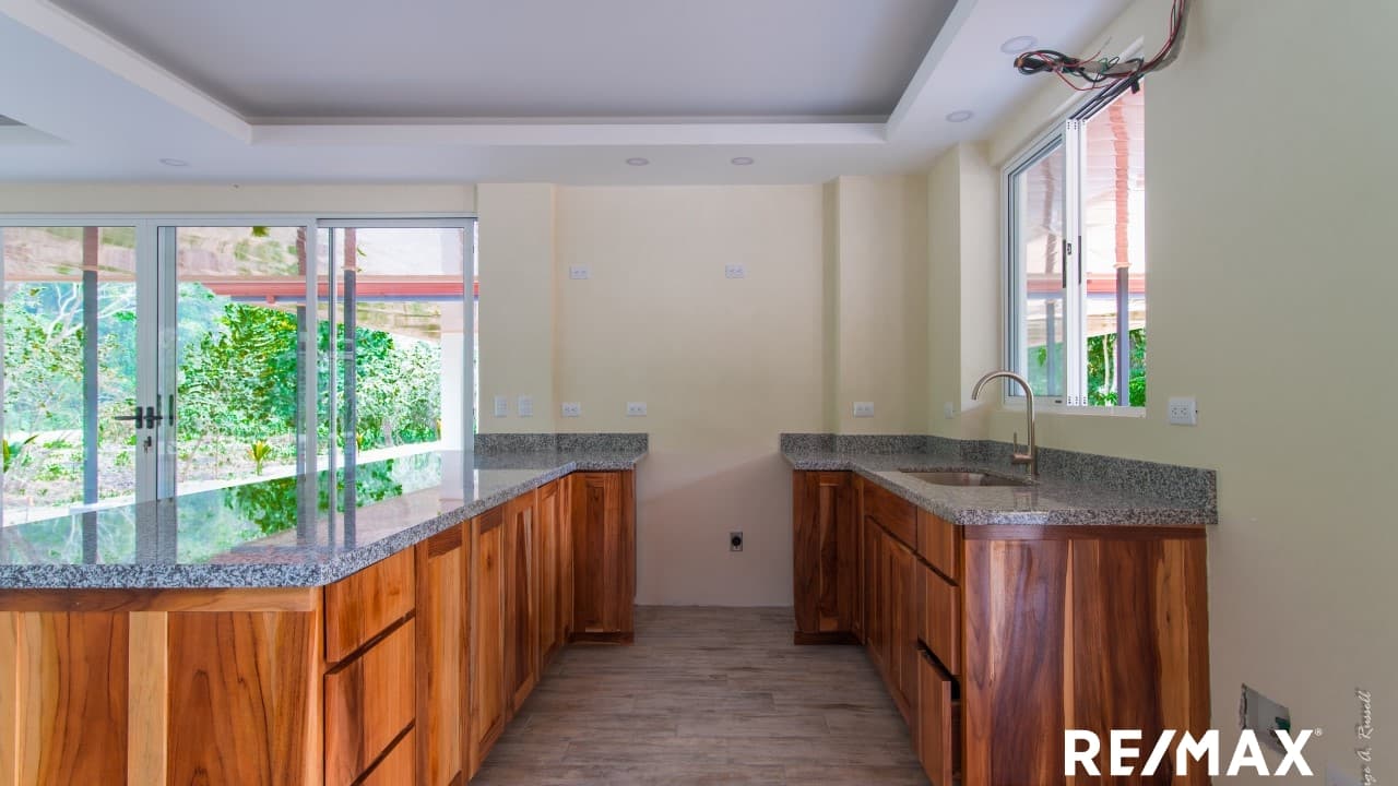 Design Your Dream Home: New Riverfront Townhouse, photo 23