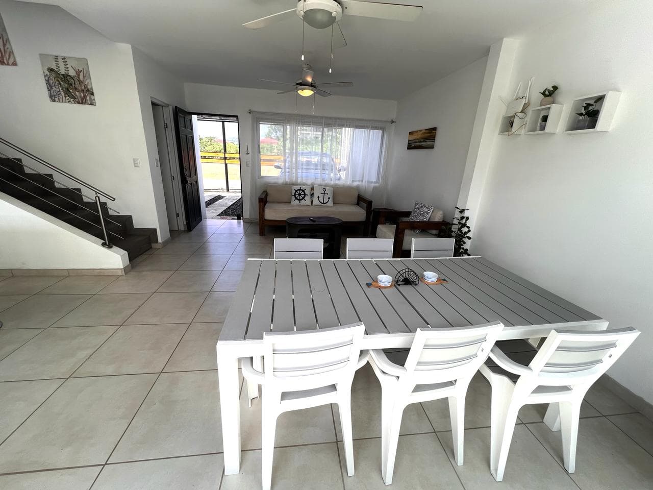 Venta de Casa- Casa Remy en Playa Jacó