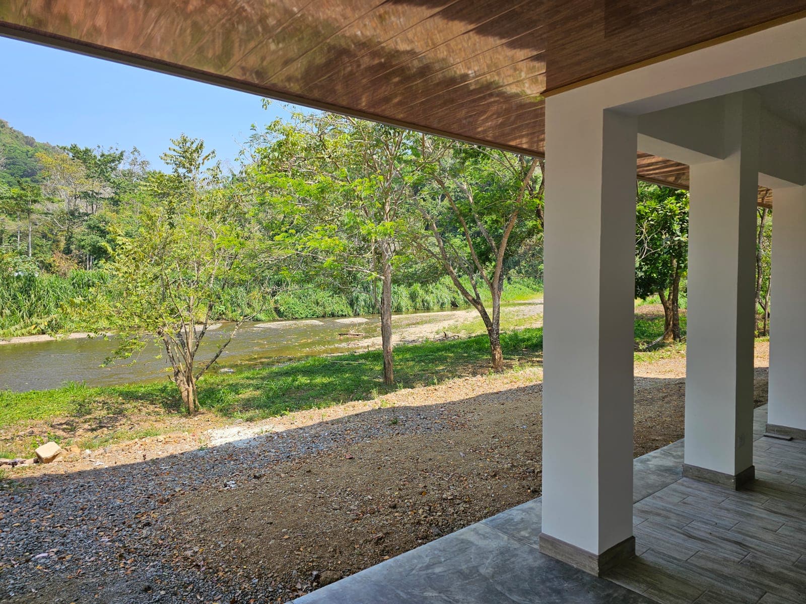 Modern Living by the River: Own Your Piece of Paradise, photo 23