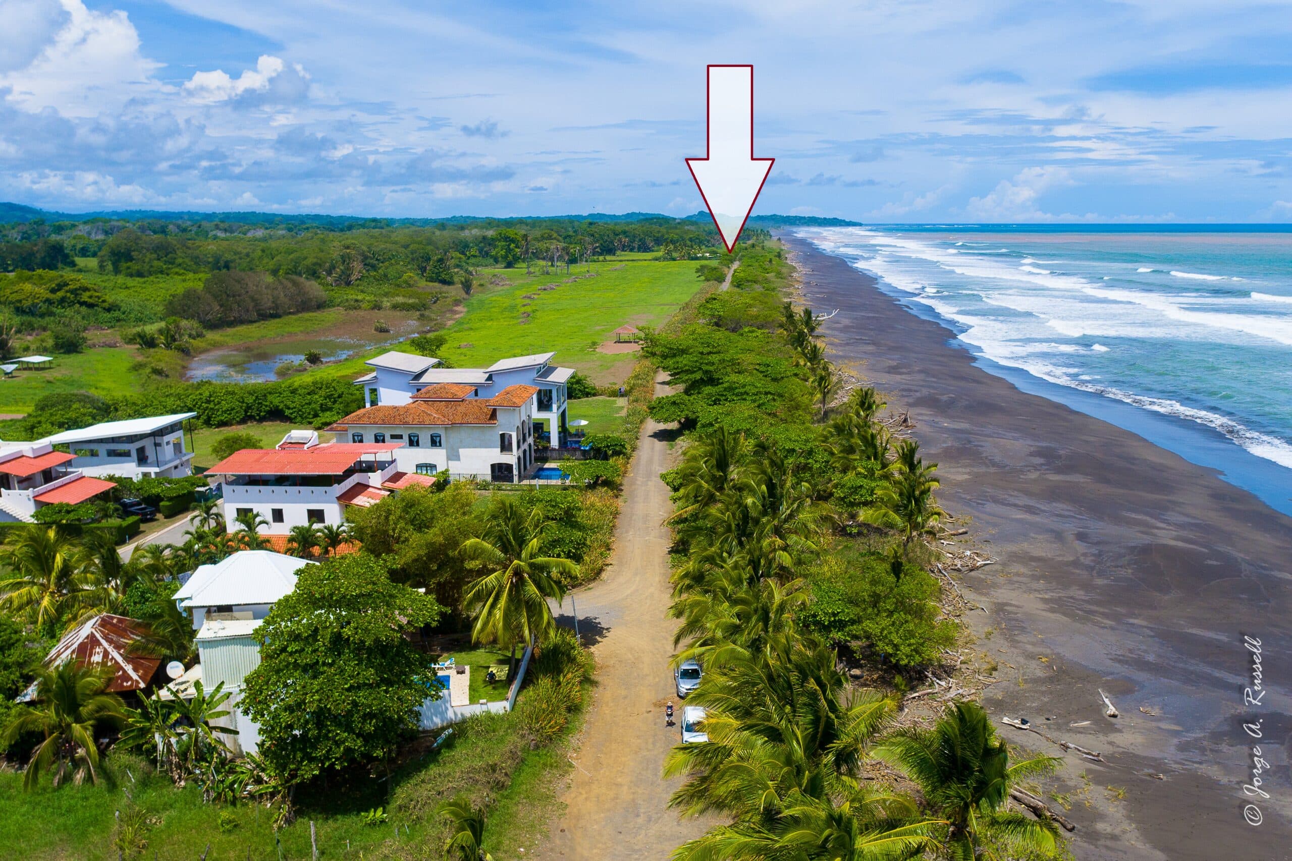 Unique Fully Titled Beachfront Lot Hermosa, photo 6