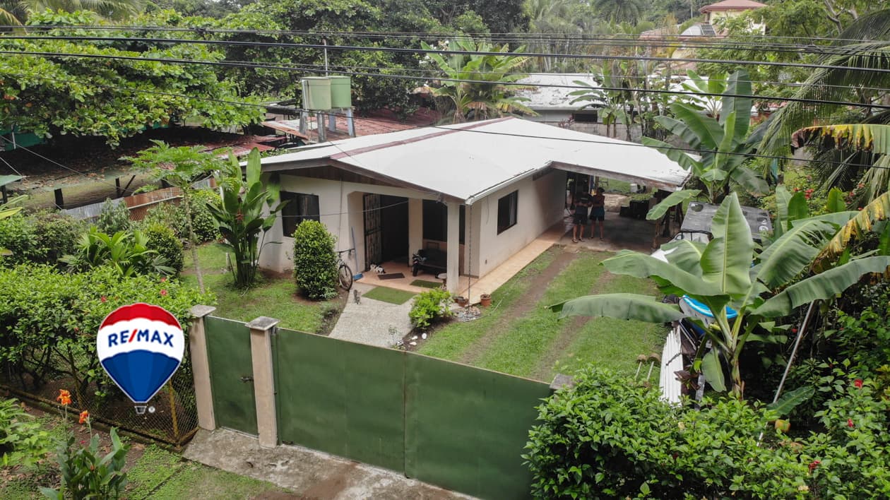 Prime Location | 100m from the beach | Next to Super Sol | Esterillos Oeste, photo 5