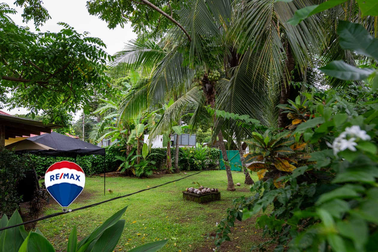 Prime Location | 100m from the beach | Next to Super Sol | Esterillos Oeste, photo 10