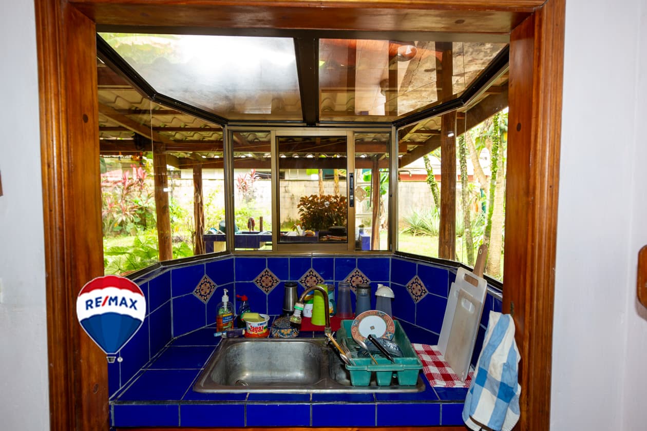 Prime Location | 100m from the beach | Next to Super Sol | Esterillos Oeste, photo 16