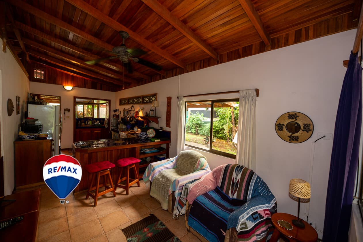 Prime Location | 100m from the beach | Next to Super Sol | Esterillos Oeste, photo 21