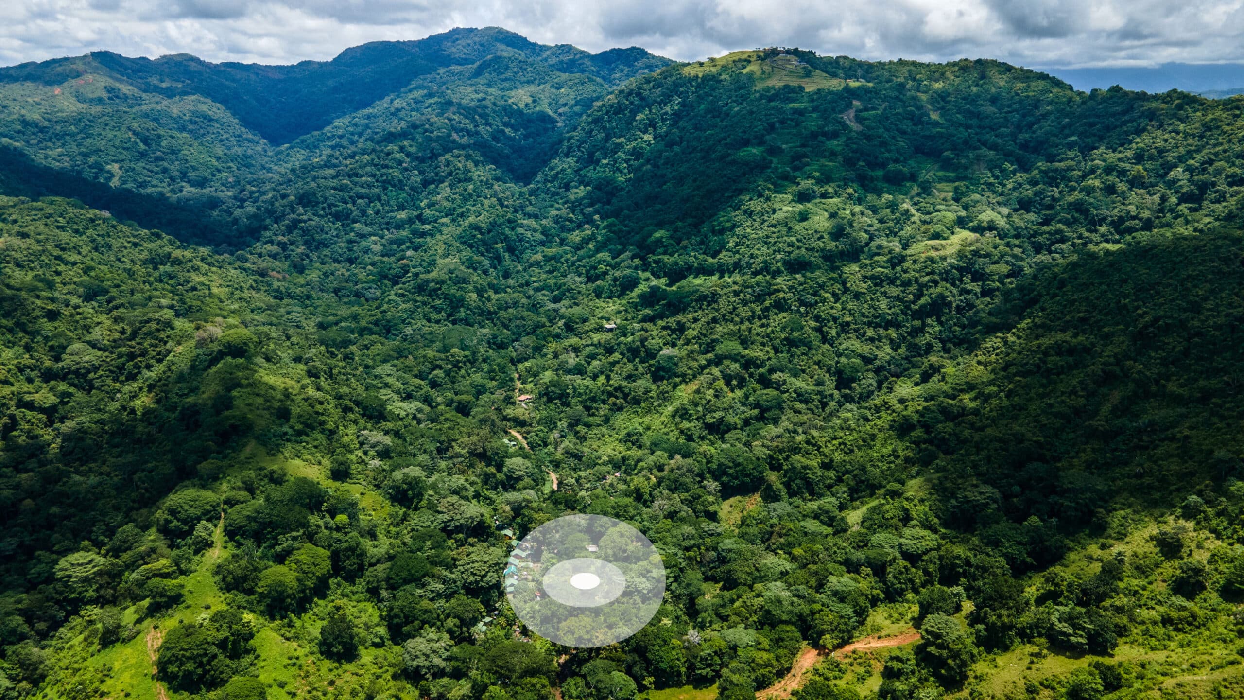 Enchanting Riverside Lot in Playa Hermosa with Waterfalls and Abundant Wildlife, photo 3