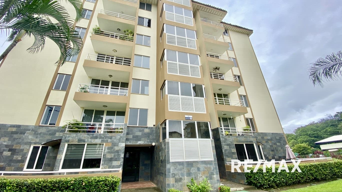 Welcome to Your Dream Penthouse in Costa Linda, Jaco Beach!