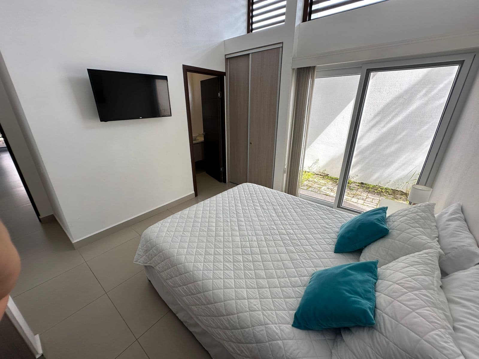 3 Bedroom House with Private Plunge Pool | Lapa Living, photo 16