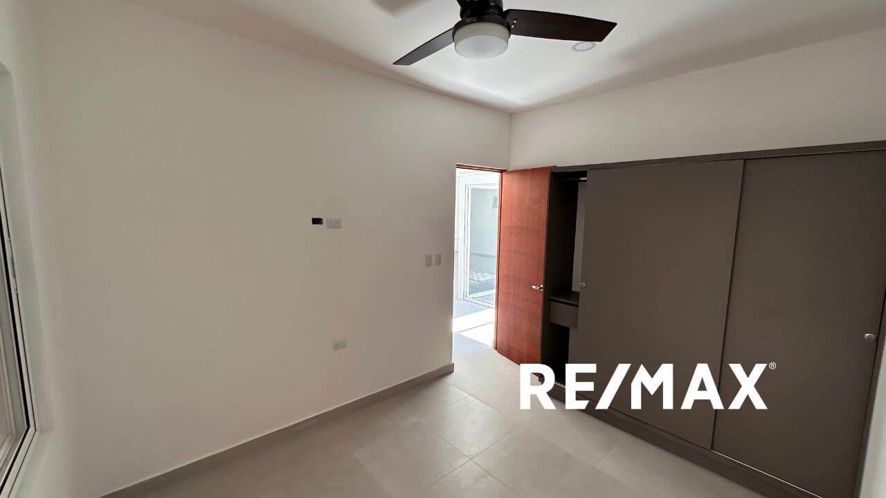 3-Bedroom Home in Gated Community, photo 14