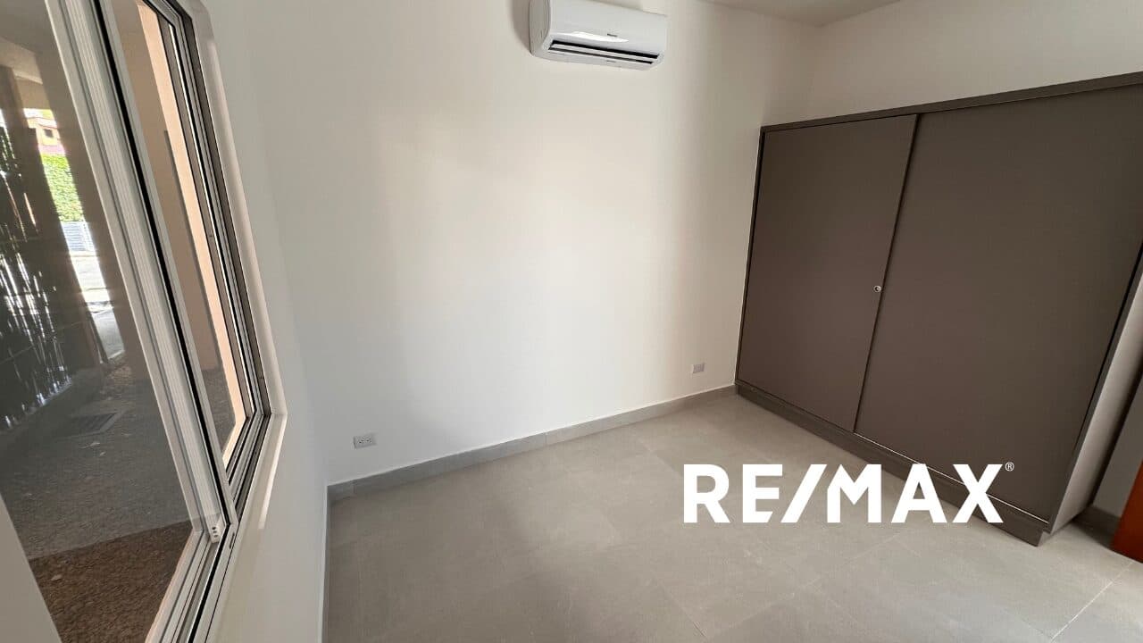 3-Bedroom Home in Gated Community, photo 15