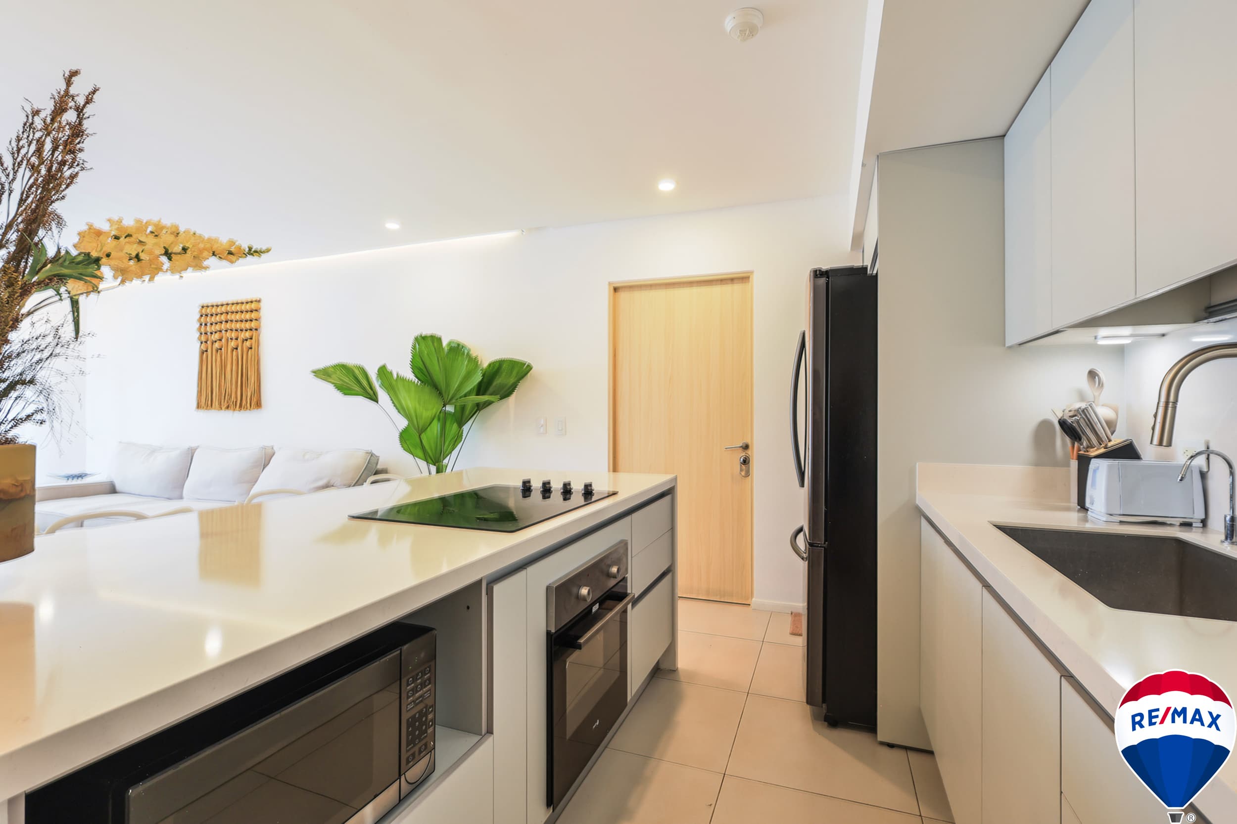 Tropical Oasis | Modern Beach Community Condo, photo 5