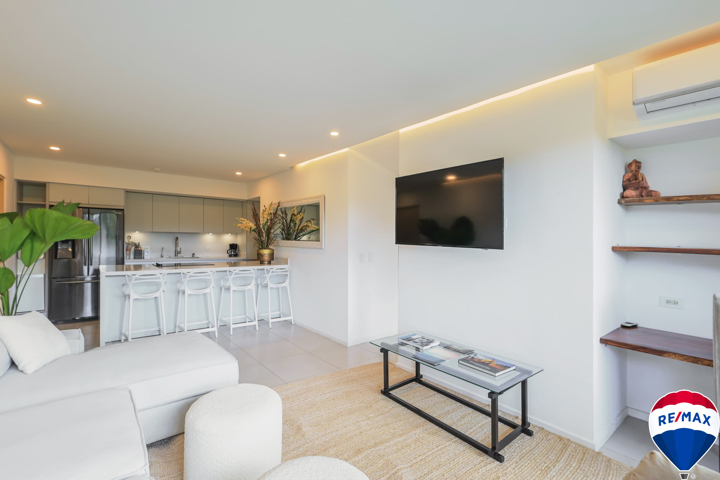 Tropical Oasis | Modern Beach Community Condo, photo 10