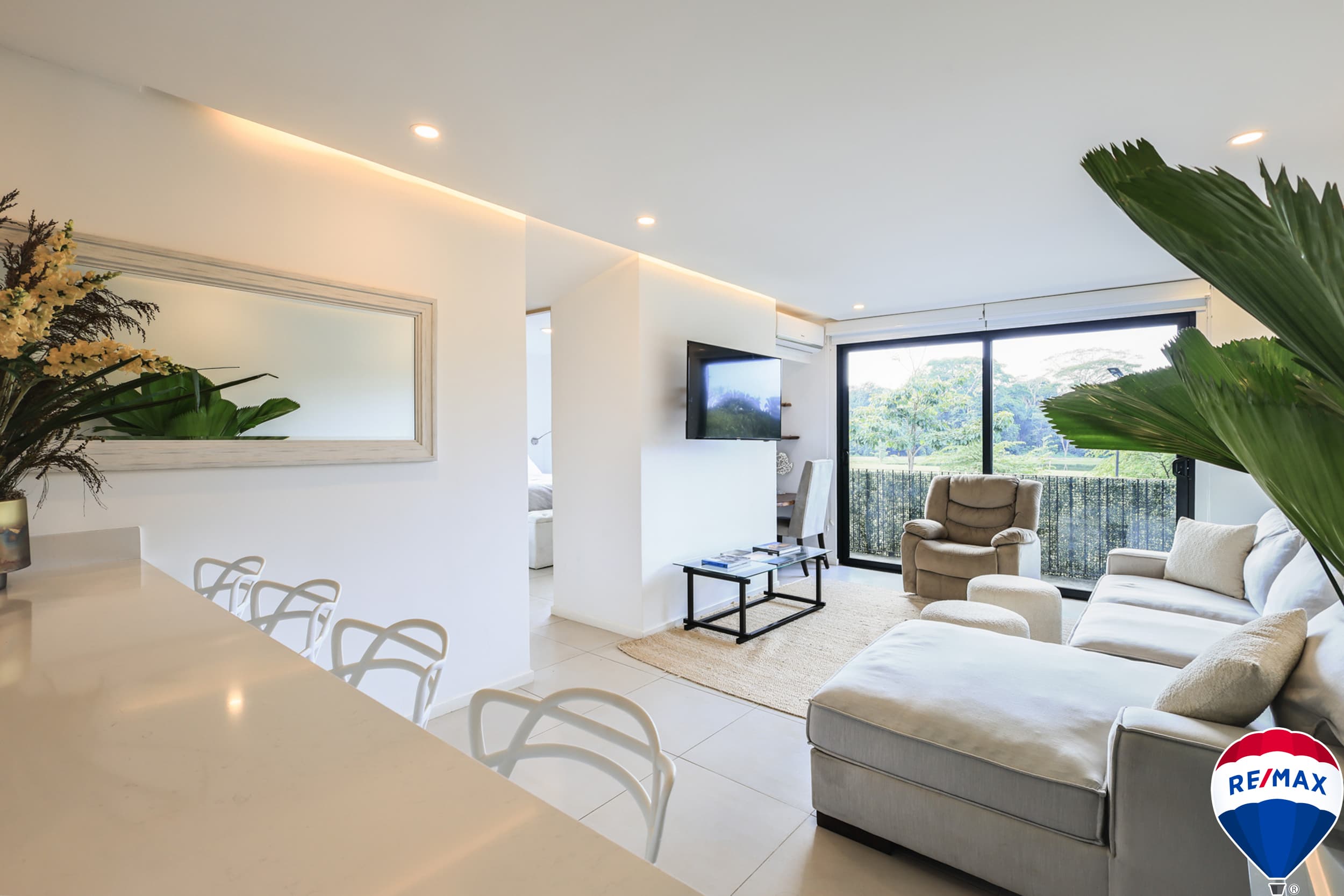 Tropical Oasis | Modern Beach Community Condo, photo 12