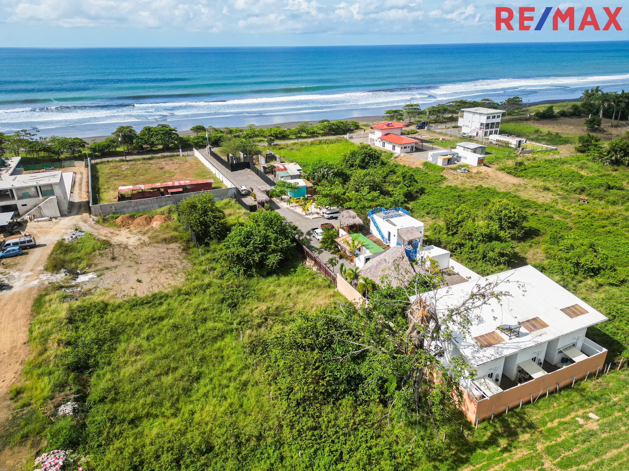 Playa Hermosa – Titled Ownership – Opportunities Galore, photo 5