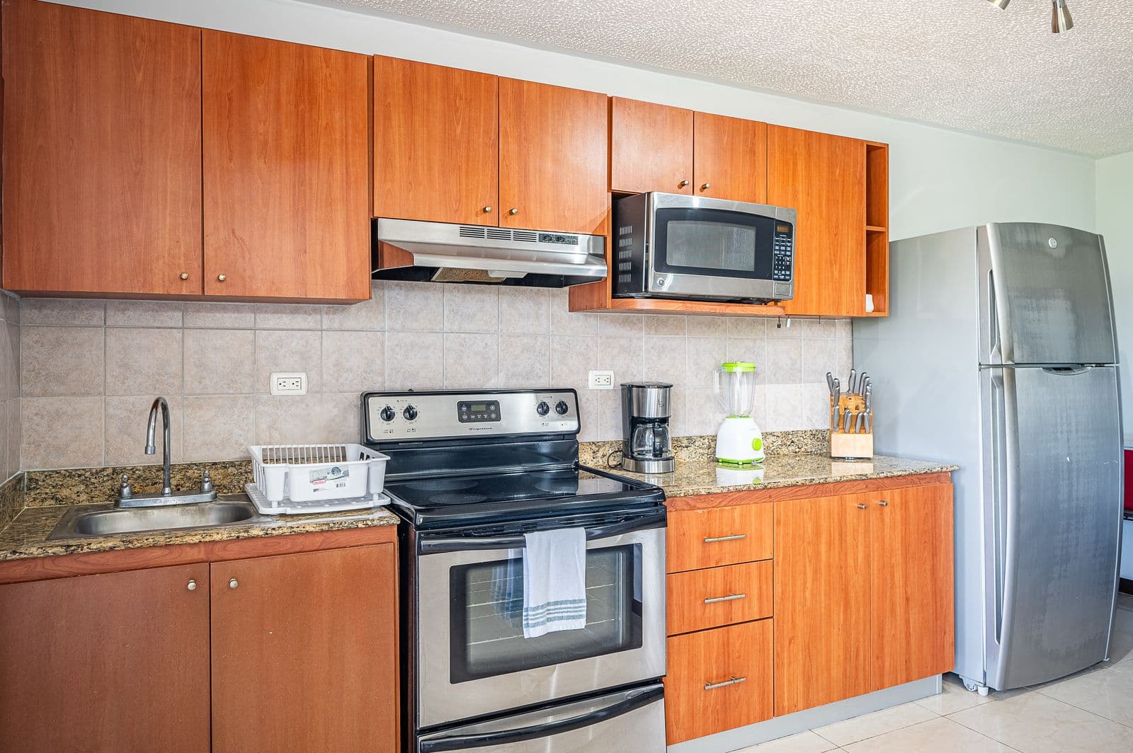 Newly Remodeled Costa Linda, photo 9