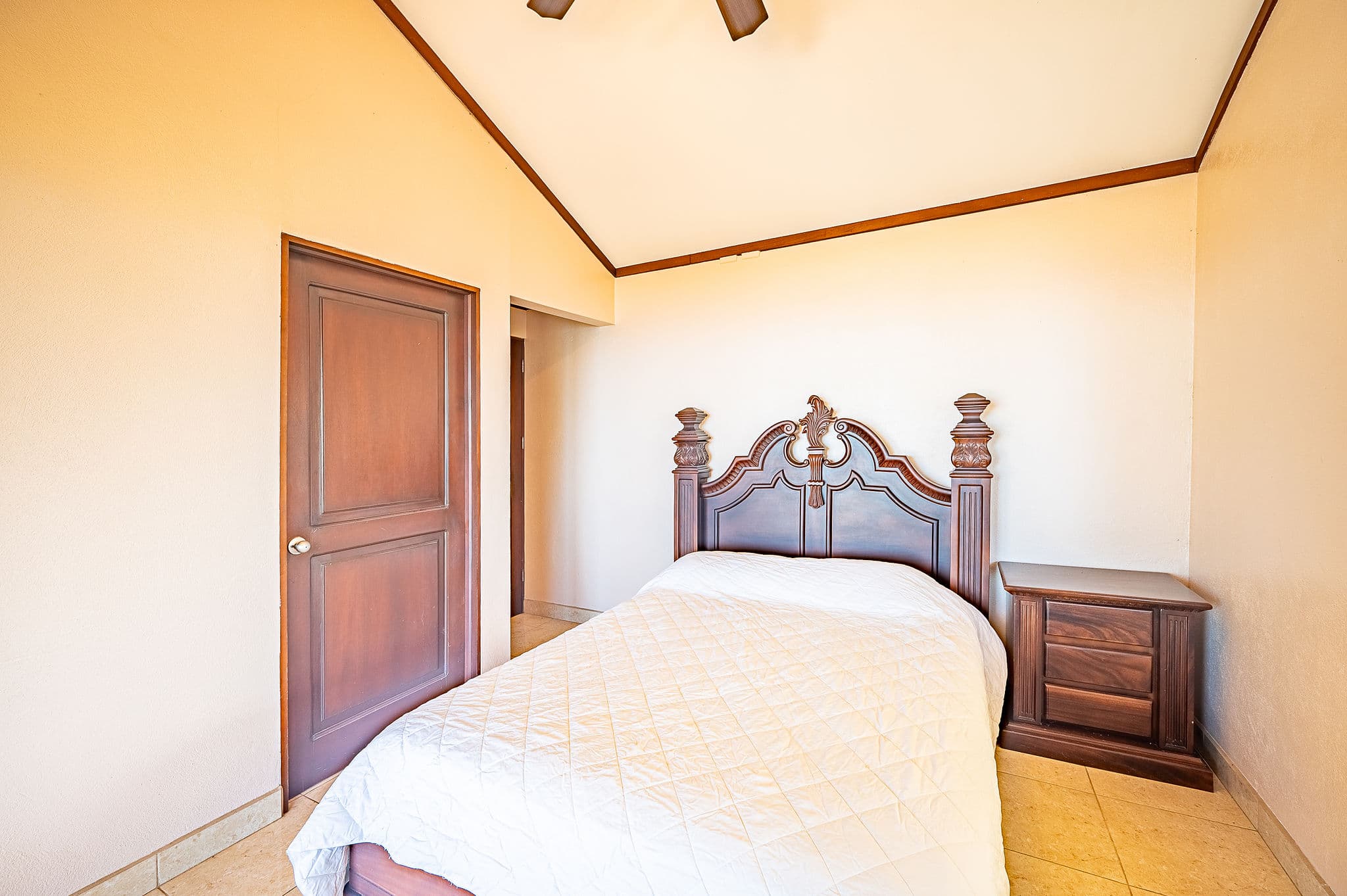 Unobstructive Ocean and Mountain Views, photo 19