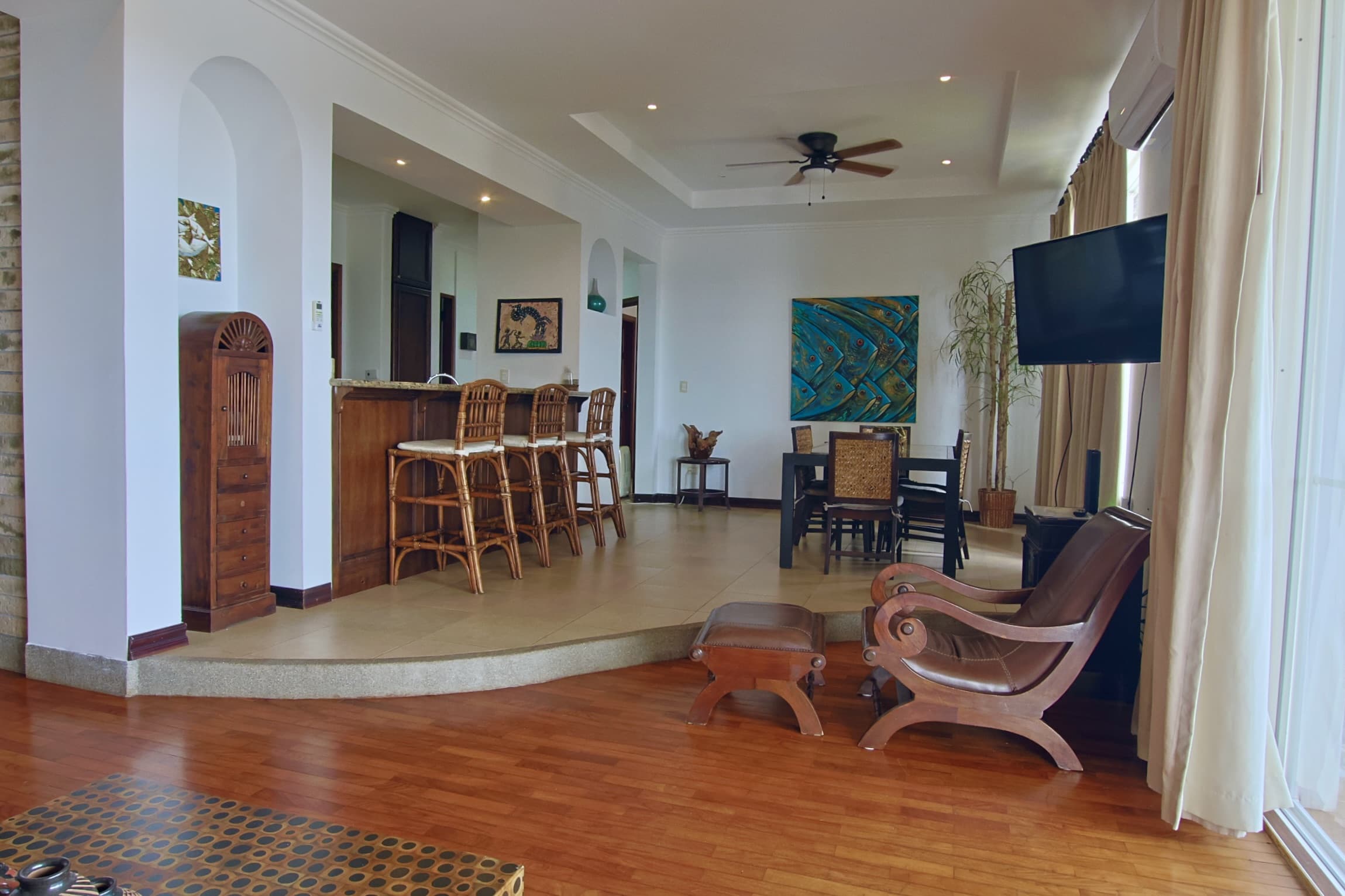 Ocean View Del Pacifico condo, photo 3