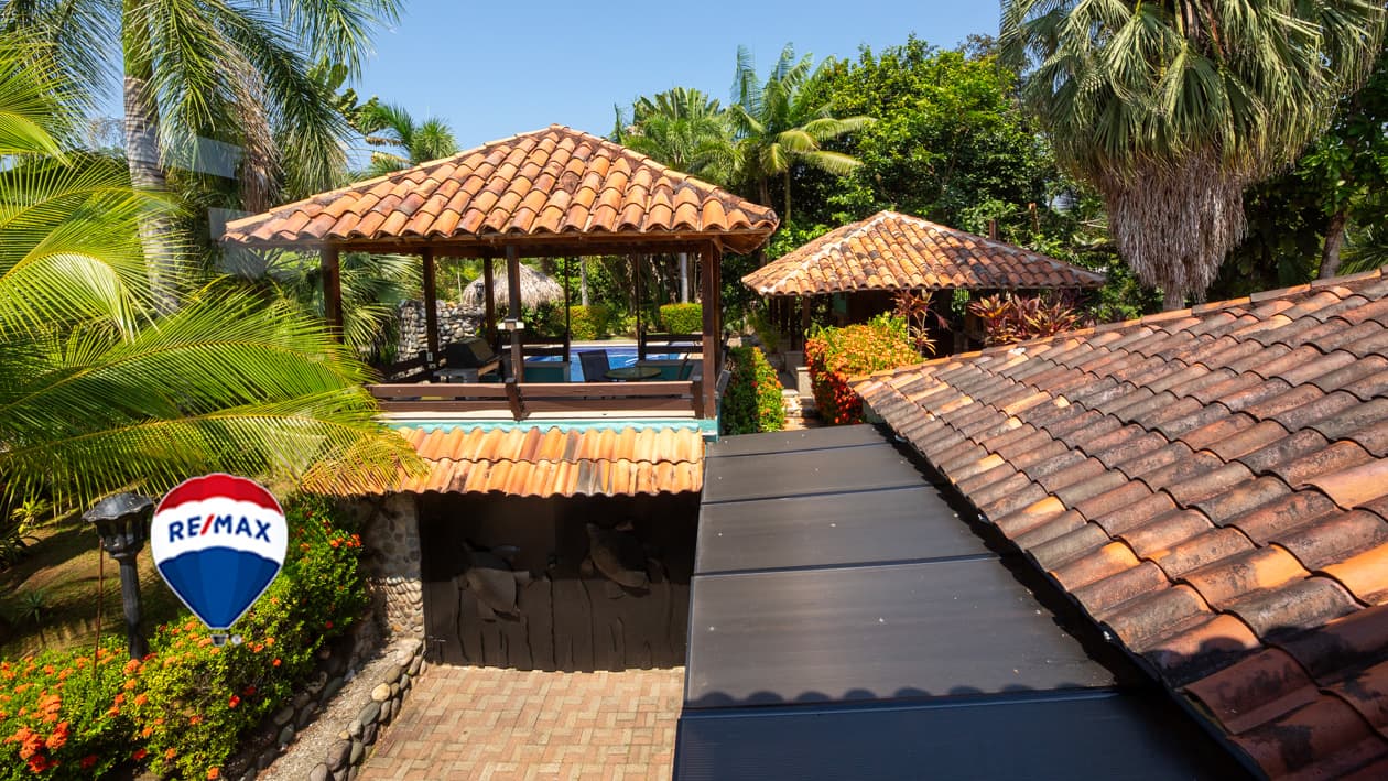 Huge Pool | Outdoor Kitchen | Big Yard | Near the Beach, photo 5