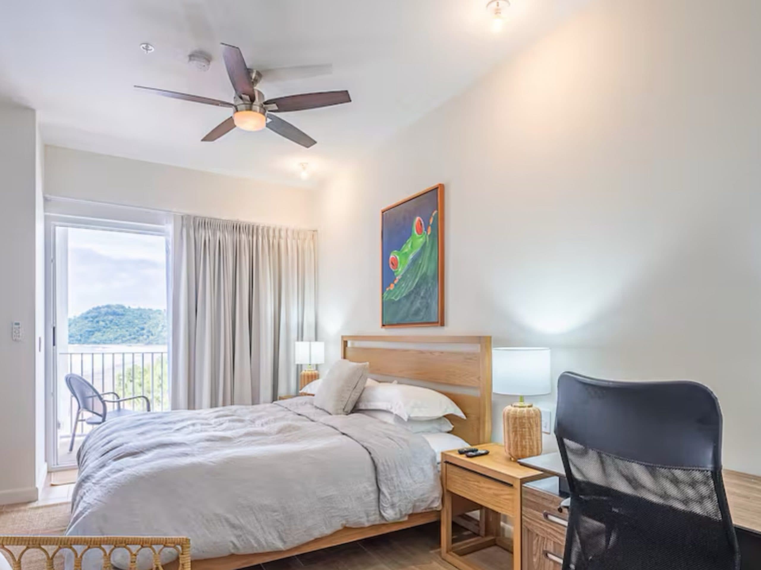 Pacific Point Penthouse, photo 9