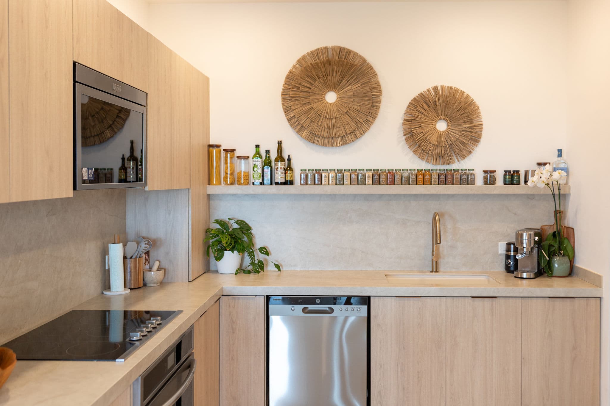 Luxury Organic Modern Oceanview Condo, photo 15