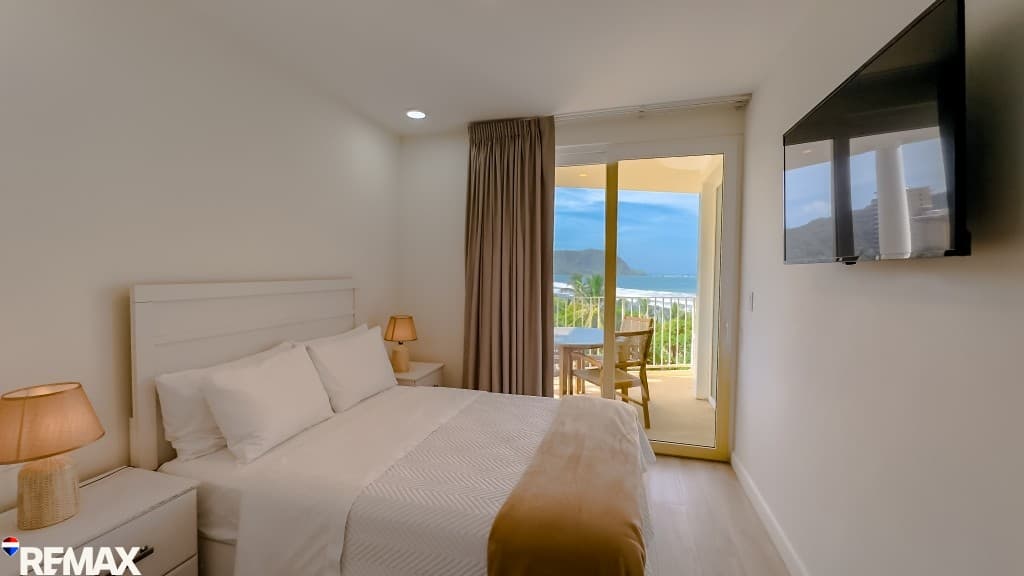 Ocean View Condo at Pacific Point – Modern Luxury on the 7th Floor, photo 7